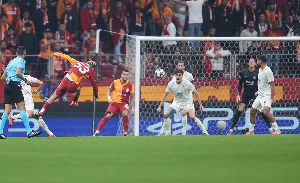 Galatasaray - Royale Union SG 0-1. Eșec neașteptat pentru "Cim Bom Bom". Gică Hagi a fost în tribune