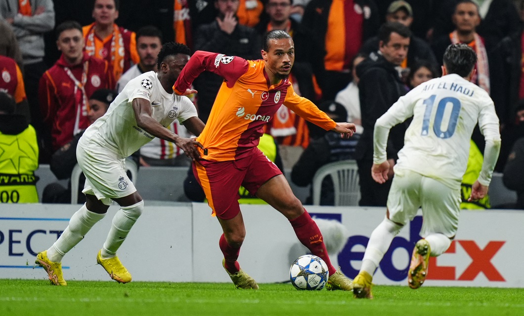 ”Ce face Leroy Sane în fața copiilor?”. Cum a fost surprinsă vedeta de la Galatasaray în timpul imnului Champions League