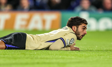 Ferran Torres of Barcelona reacts to a missed shot on goal during the UEFA Champions League Matchday 5 of 8 Chelsea v Barcelona at Stamford Bridge, London, United Kingdom, 25th November 2025 (Photo by Alfie Cosgrove/News Images) *** GER AUT SUI OUT ***