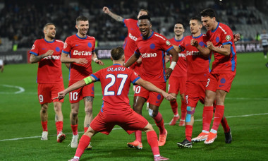 FOTBAL:UNIVERSITATEA CLUJ-FCSB, SUPERLIGA SUPERBET (1.11.2025)