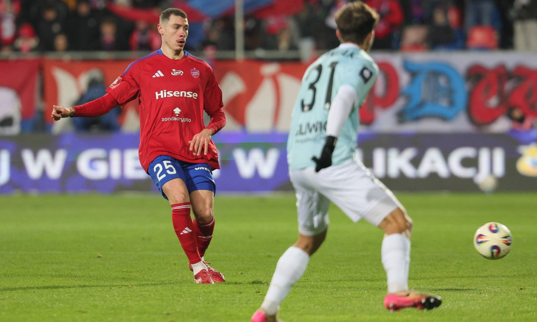 Pilka nozna. PKO Ekstraklasa. Rakow Czestochowa - Piast Gliwice. 22.11.2025