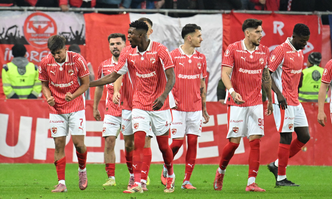 FOTBAL:DINAMO BUCURESTI-CFR CLUJ, SUPERLIGA SUPERBET (31.10.2025)