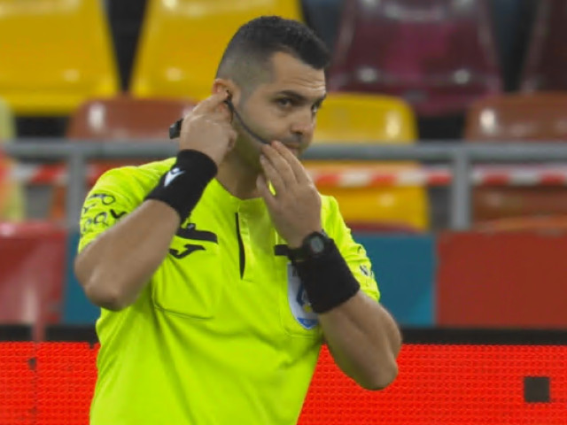 Meciul Dinamo - Oțelul Galați s-a jucat fără VAR