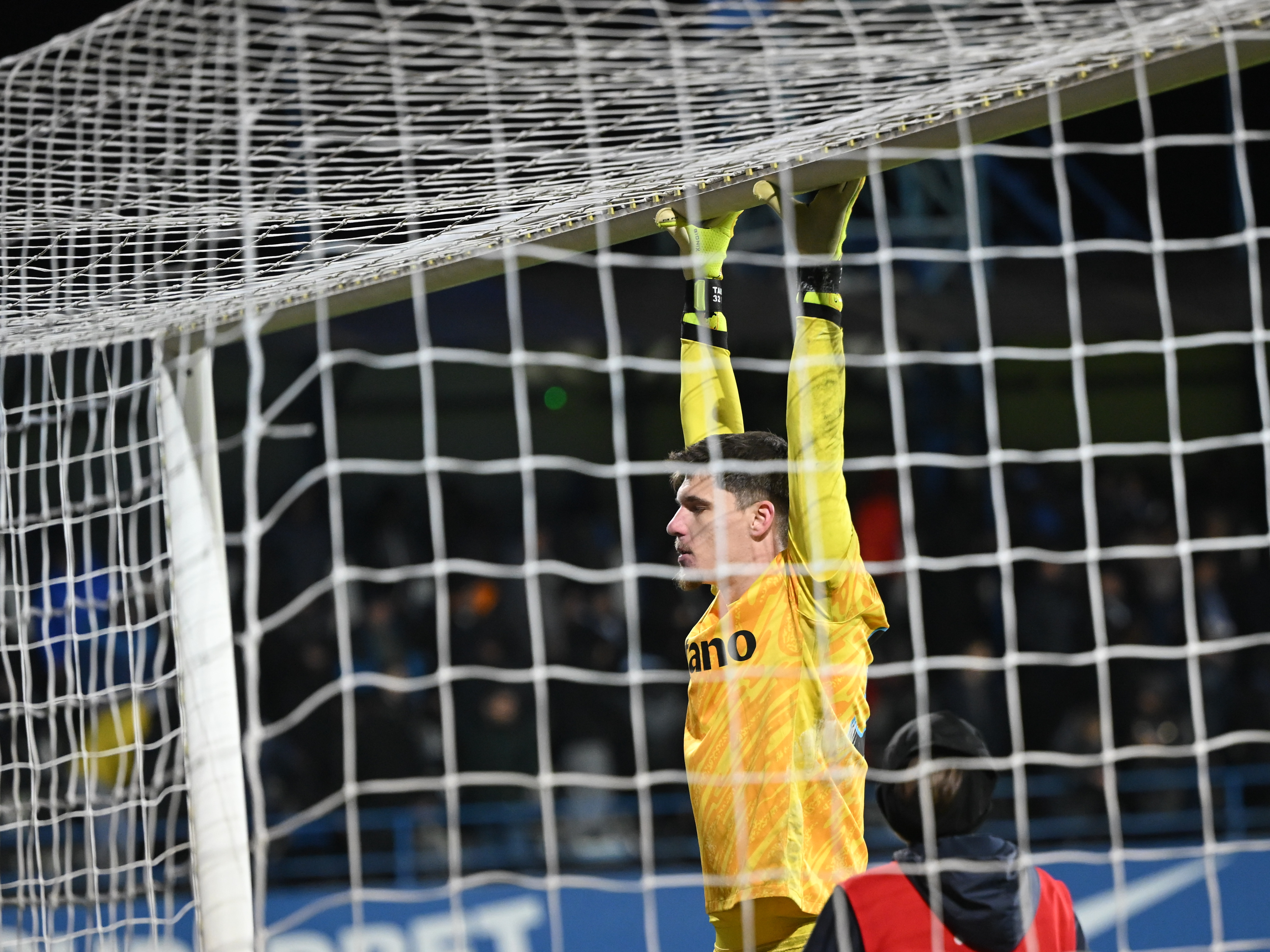 Gestul făcut de Ștefan Târnovanu direct pe teren, imediat după finalul meciului Farul - FCSB 1-2
