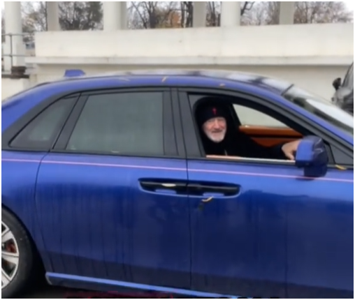 Imagine Stire Gigi Becali s-a dus cu preoții și călugării peste muncitori! A cheltuit 10.000.000€: ”Cea mai frumoasă din lume” | 2review.ro