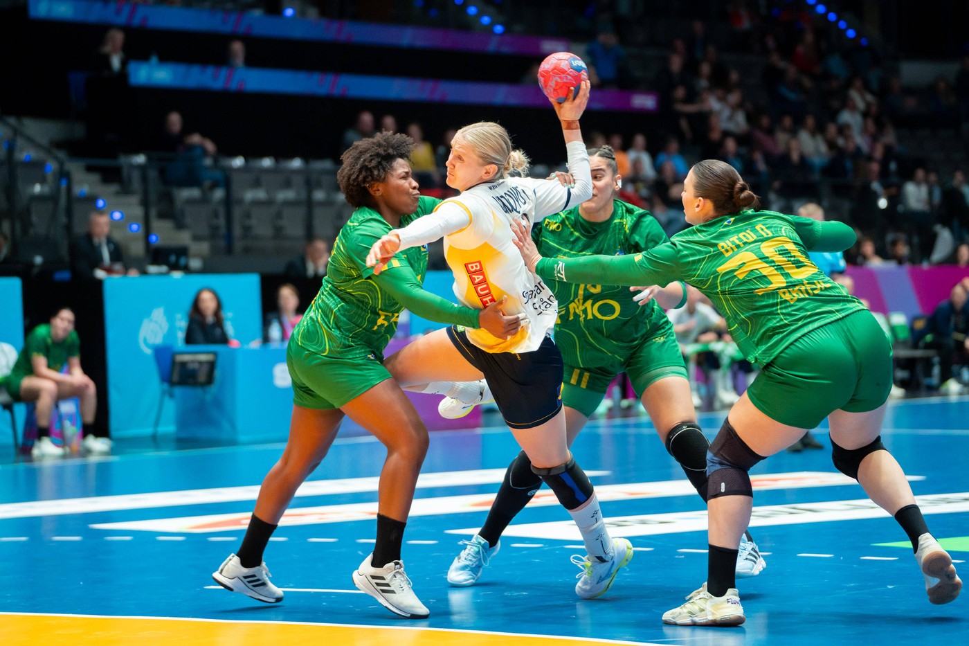 Surpriză la CM de handbal feminin: 27-31. Suedia riscă să rateze sferturile de finală