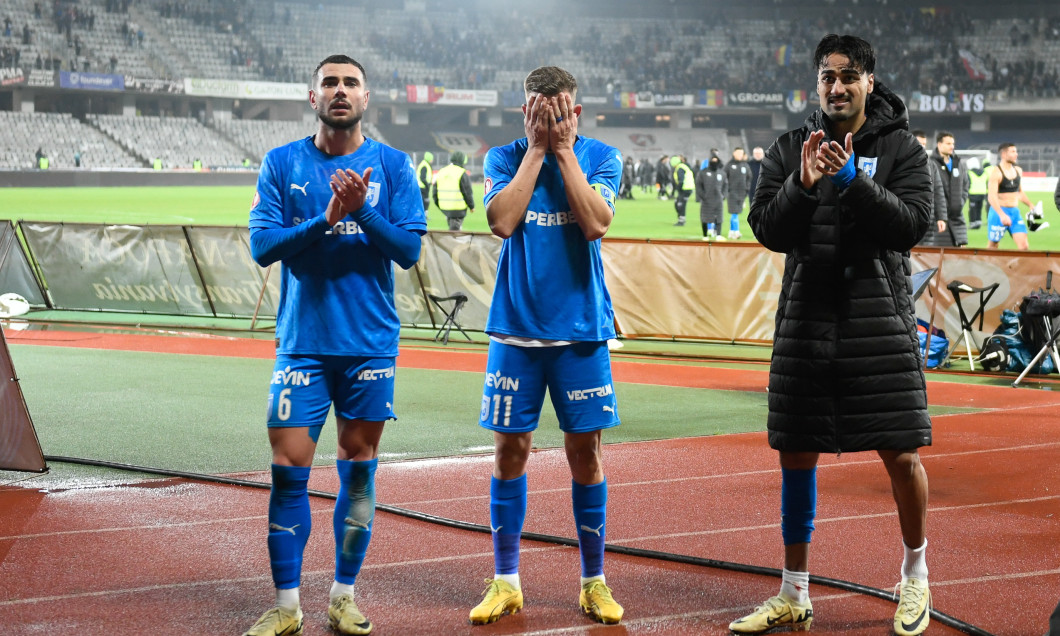 FOTBAL:FC UNIVERSITATEA CLUJ-UNIVERSITATEA CRAIOVA, SUPERLIGA SUPERBET (01.12.2025)