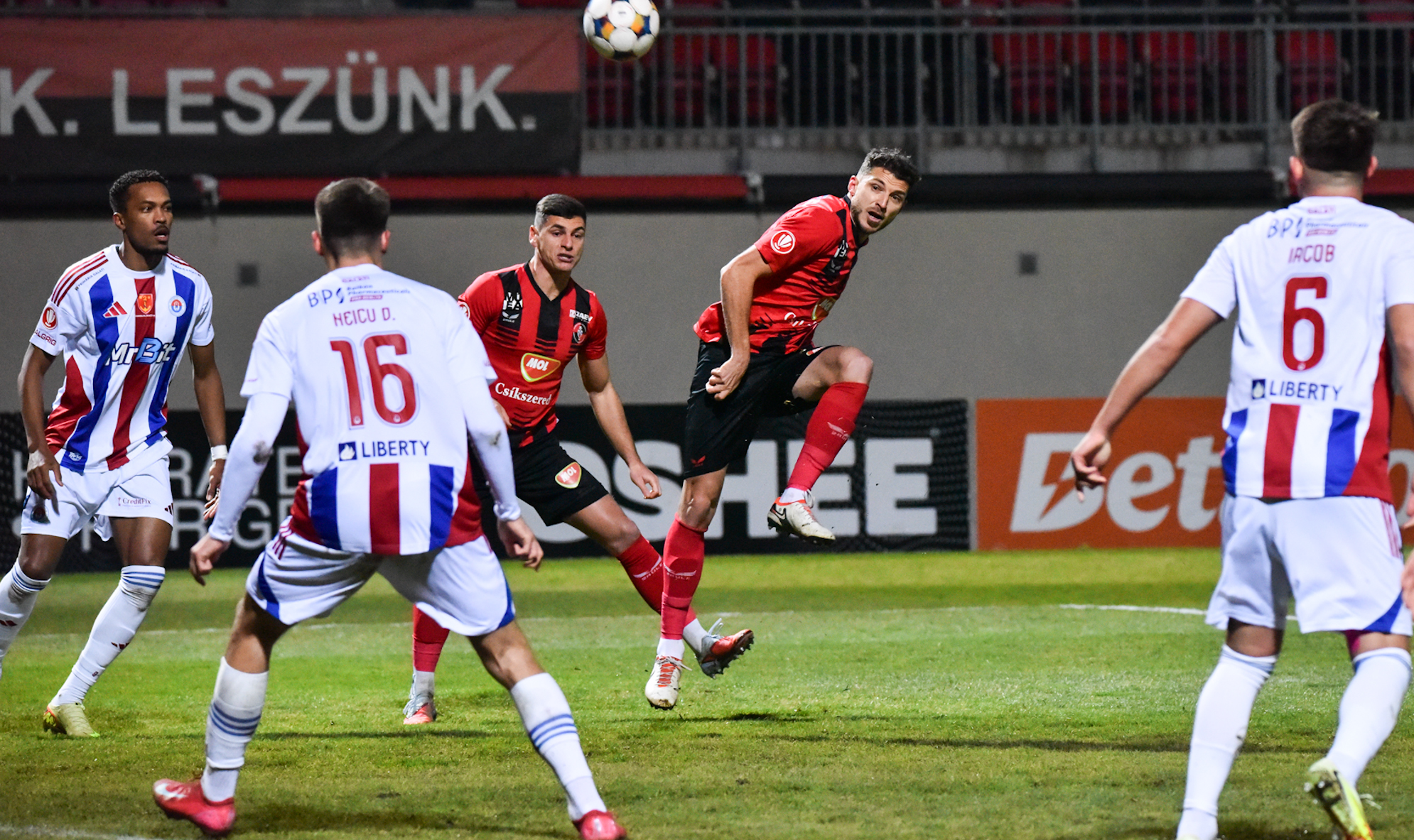 Csikszereda - Oțelul 1-2. Gălățenii au dat lovitura la ultima fază și speră la sferturi