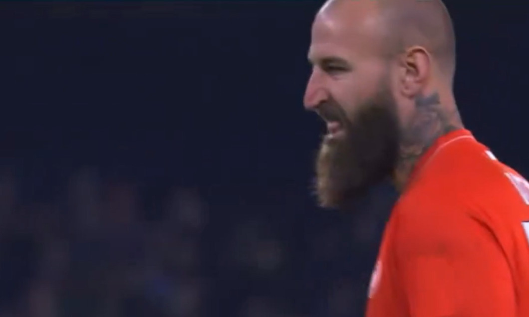 WhatsApp Image 2025-12-04 at 09.01.29