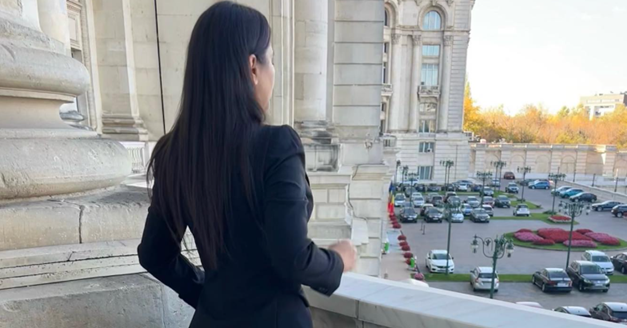 Apariție rară: Elena Băsescu, la jumătate de an după ce a fost suspendată din funcție! Cu ce se ocupă acum