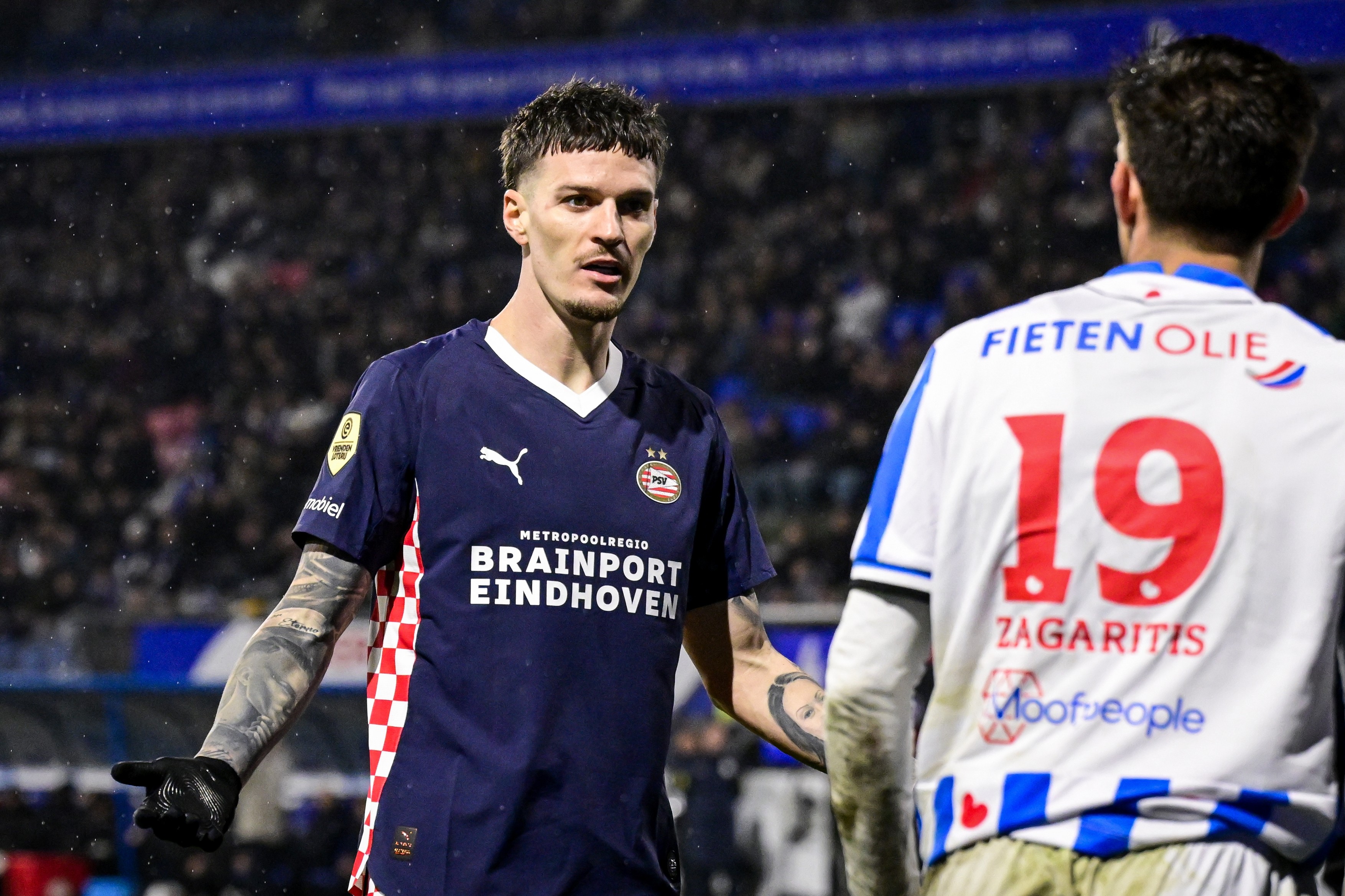 Man, schimbat în minutul 64 după ce a dat pasă de gol! Olandezii au venit cu explicația + Nota primită de român