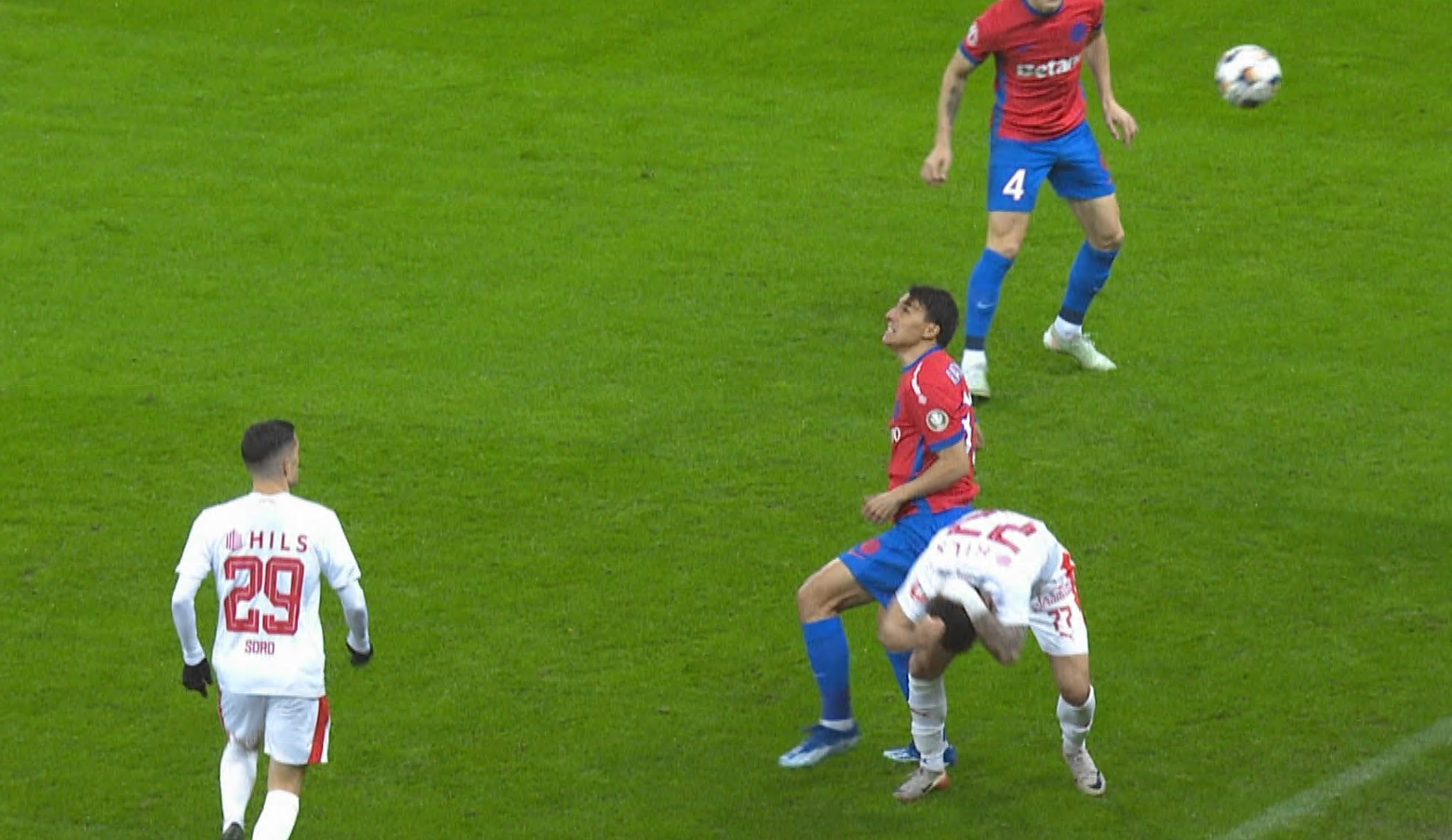 FCSB - Dinamo 0-0, ACUM, Digi Sport 1. Primul șut pe poartă a fost trimis de Adrian Șut