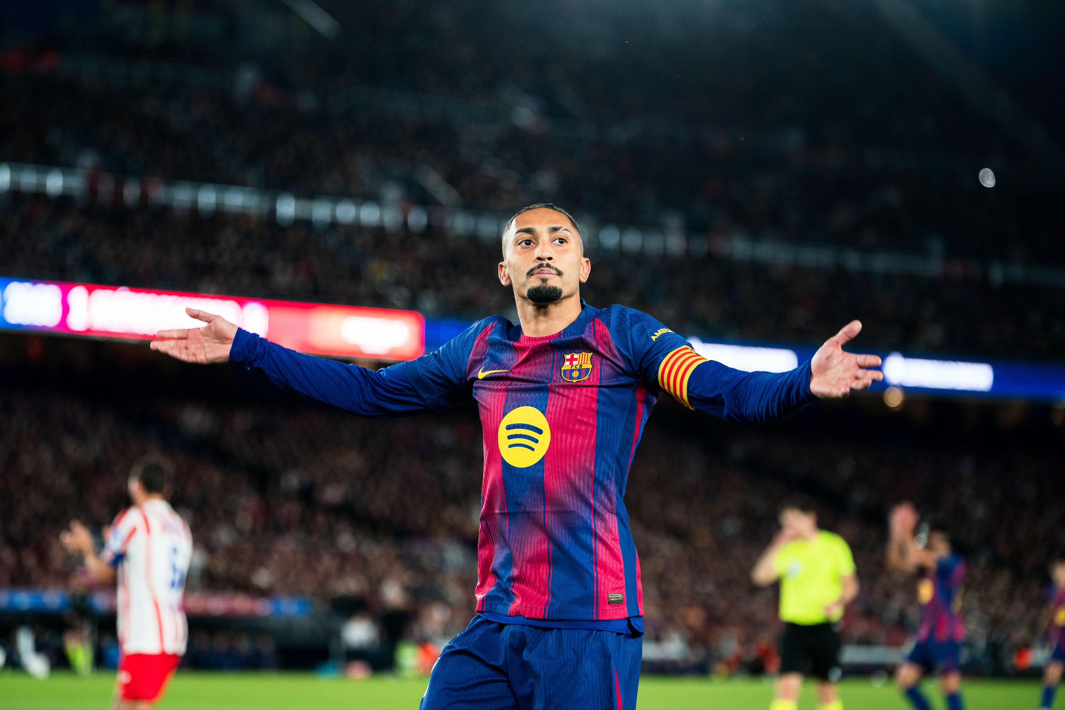 Imagine Stire Barcelona - Sevilla 3-0, ACUM, pe Digi Sport 1. GOOOL! Olmo a majorat scorul! Catalanii domină jocul | 2review.ro