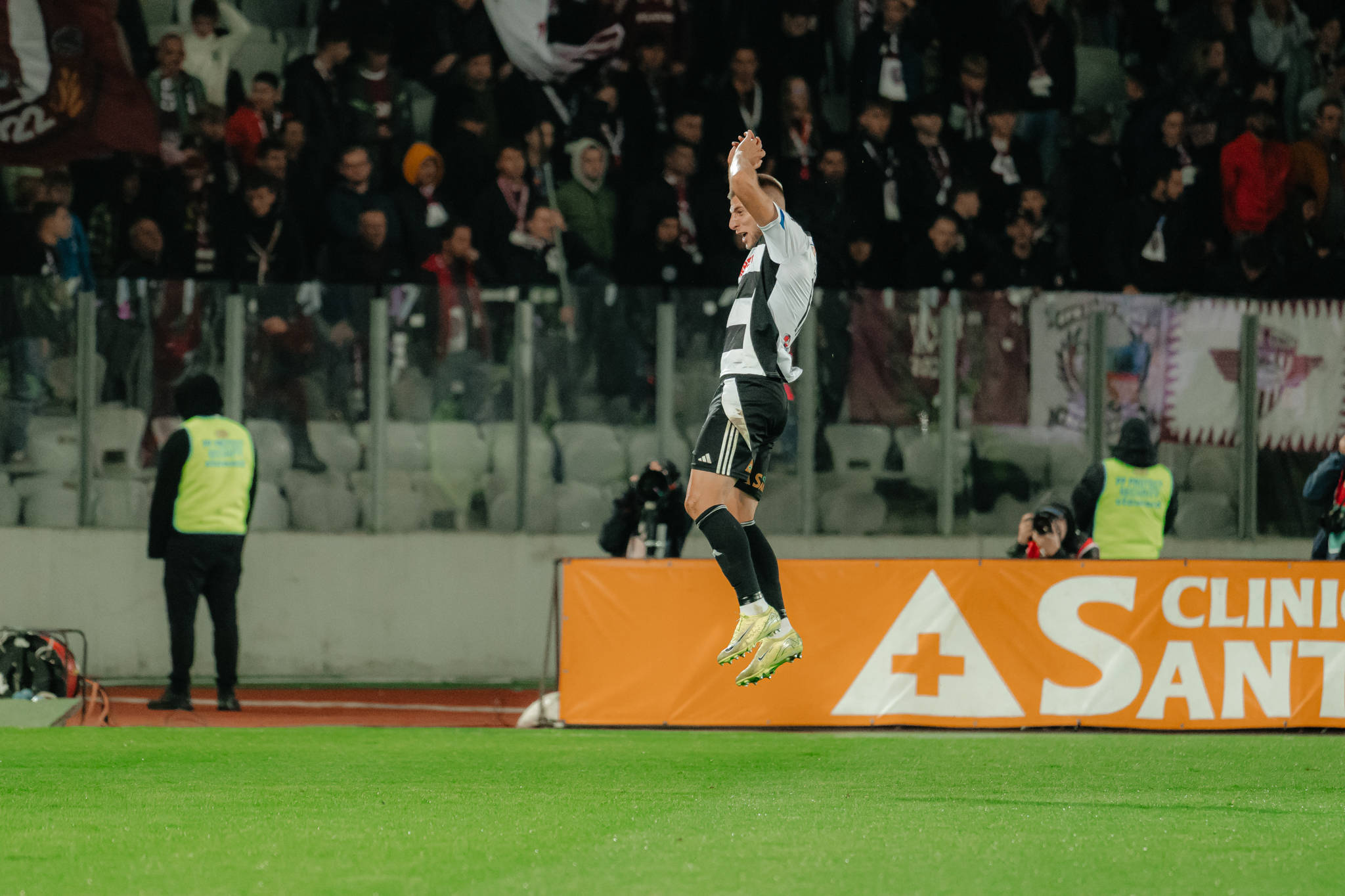 Ce lovitură ar fi: din SuperLiga, la Cupa Mondială! Pariul făcut: ”Încă 6-7 goluri și merge în America”