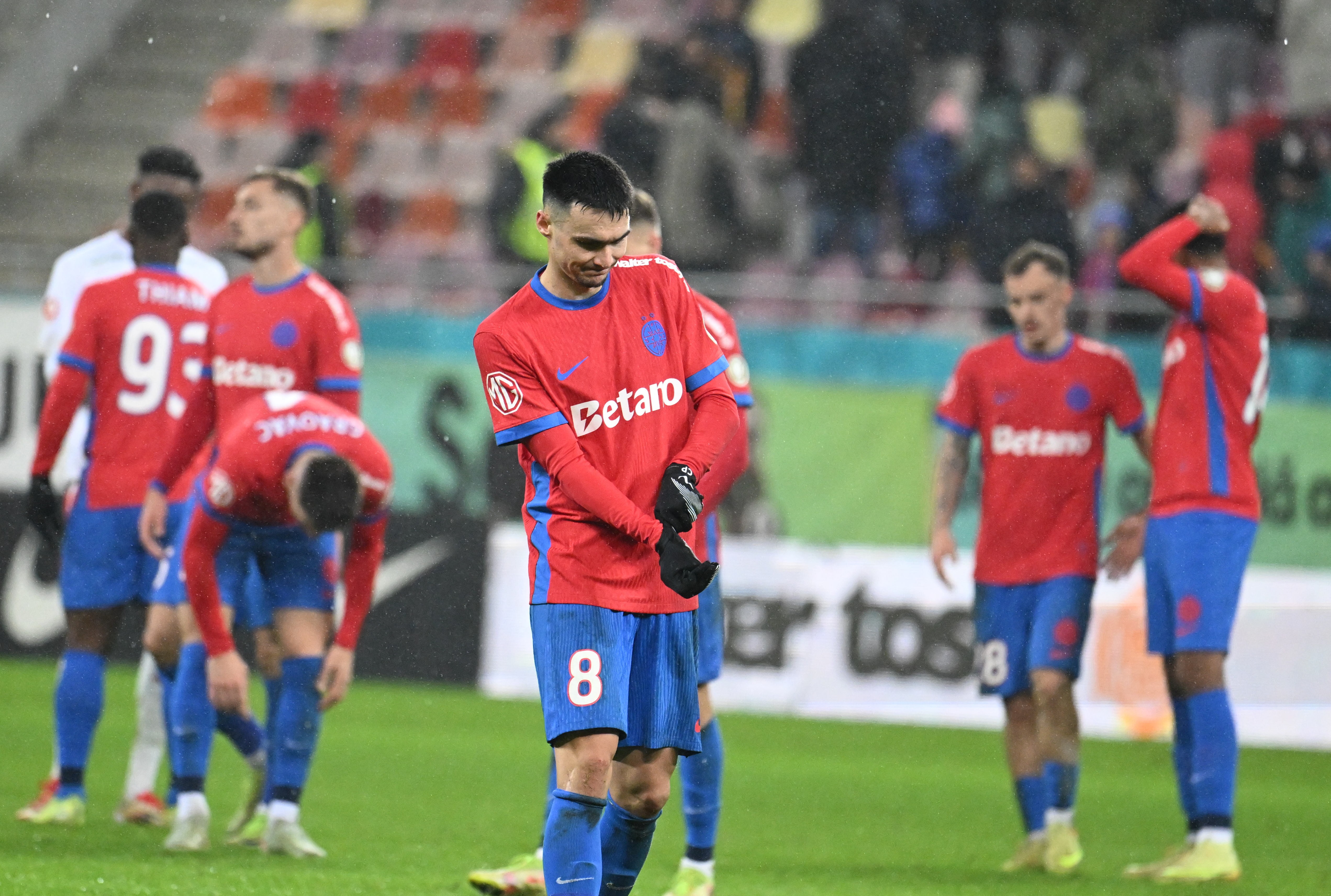 Olandezii au văzut ce a făcut FCSB cu Dinamo înaintea meciului cu Feyenoord și nu au dubii