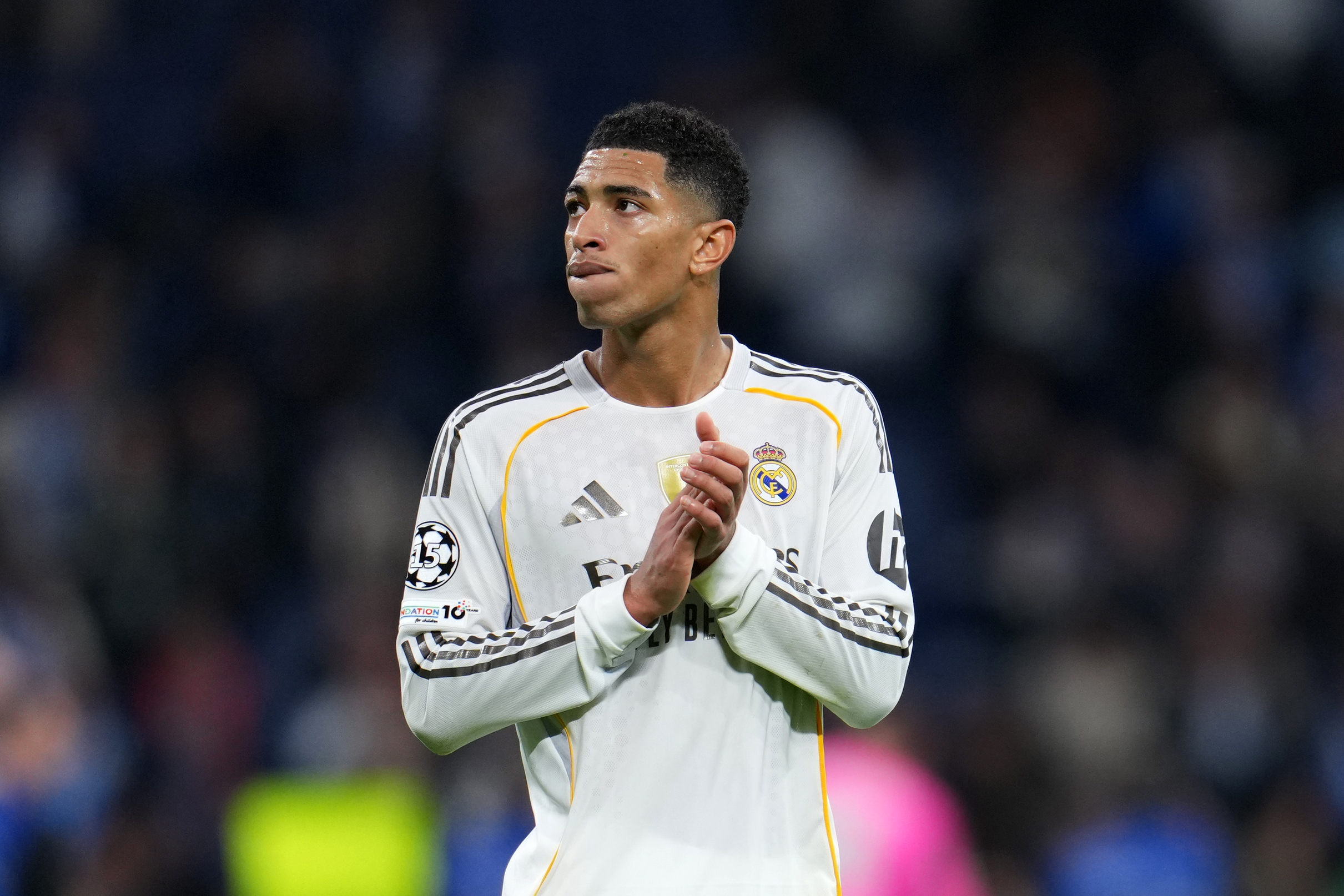 Imagine Stire Lovitură la Madrid, după înfrângerea cu Benfica! Real e gata să negocieze vânzarea lui Jude Bellingham | 2review.ro