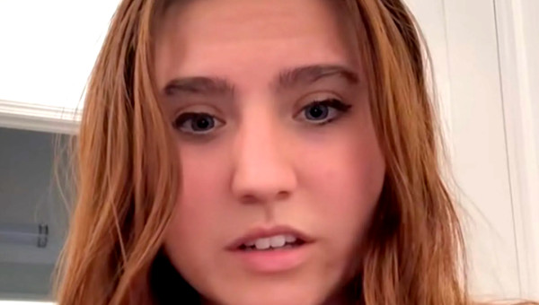 O studentă de 19 ani a fost găsită moartă, a doua zi după ce a făcut "Trendul Diavolului" pe internet