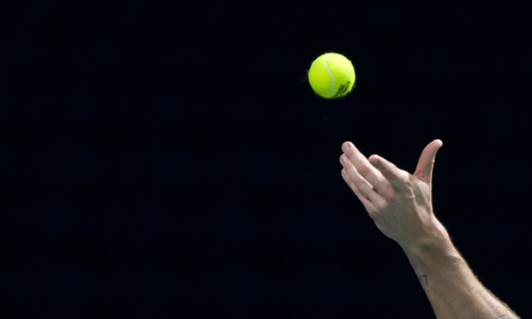 Tennis 2025: Rolex Paris Masters ATP: Zverev 6:7 6:1 7:5 Carabelli