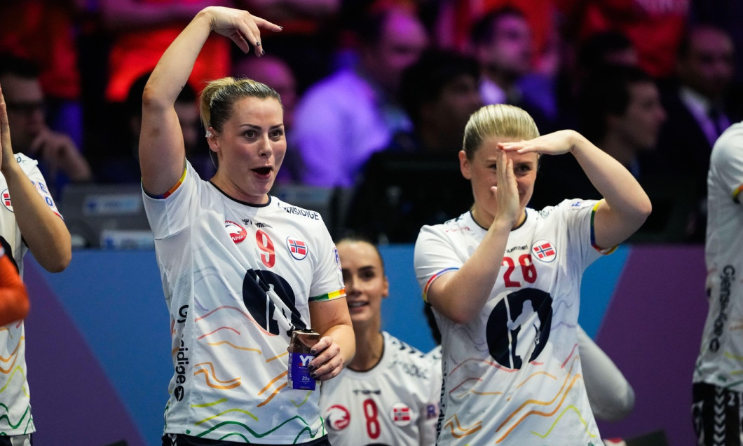 Rotterdam, Netherlands 20251212. Norway's Nora Mørk and Emilie Margrethe Hovden during the semi-final of the Women's Handball World Championship between the Netherlands and Norway at Ahoy Arena. Photo: Beate Oma Dahle / NTB This text is auto translated