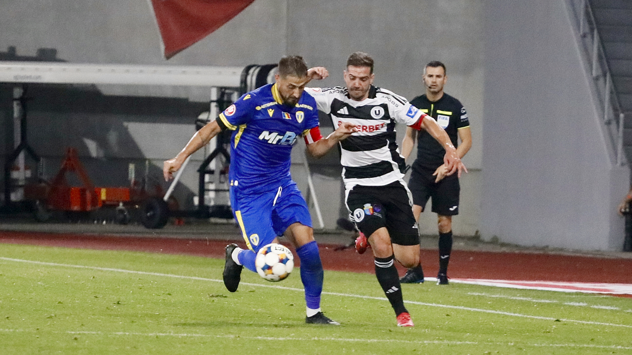 Petrolul - U Cluj, LIVE VIDEO, 15:30, Digi Sport 1. ECHIPELE. Derby de tradiție în SuperLiga