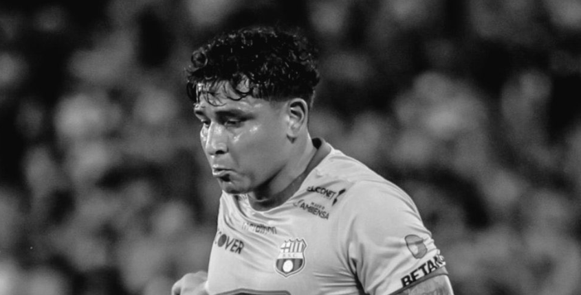 Photo for the article Un fotbalist de la Barcelona SC a fost împușcat mortal în plină stradă. Atenție! Imagini cu puternic impact emoțional