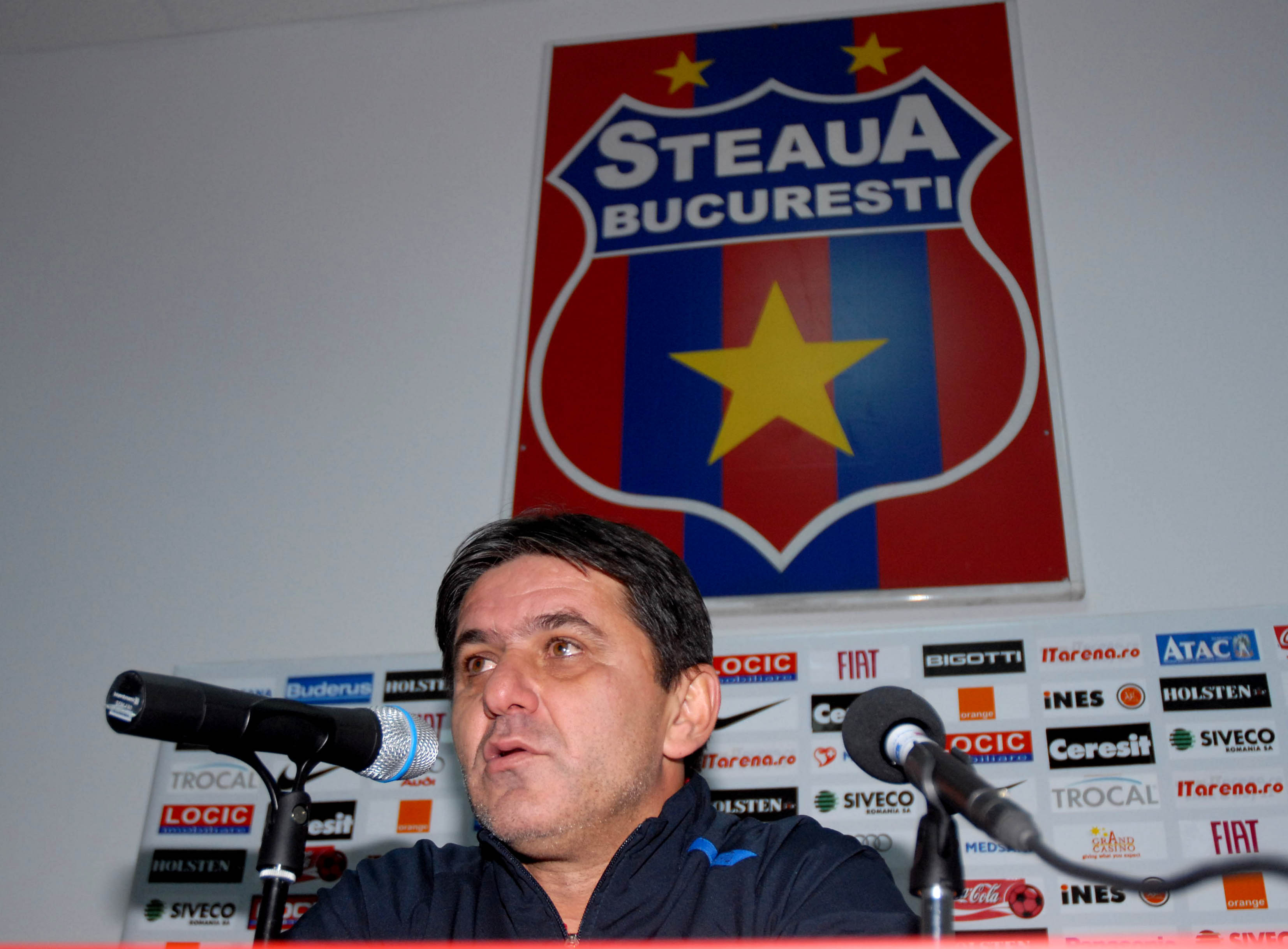 S-a cerut statuie cu Marius Lăcătuș în fața stadionului Steaua! Reacția ”Fiarei” a venit imediat