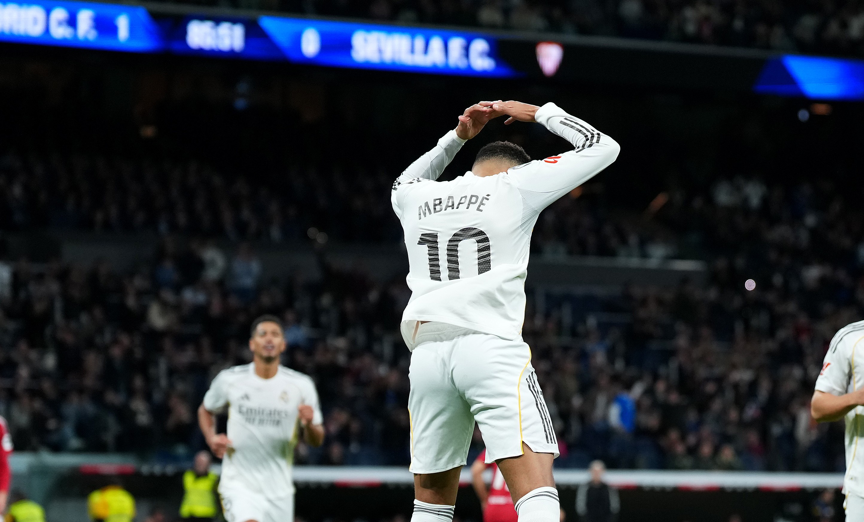 Imagine Stire Kylian Mbappe, tot mai aproape să egaleze un record deținut de Cristiano Ronaldo! | 2review.ro