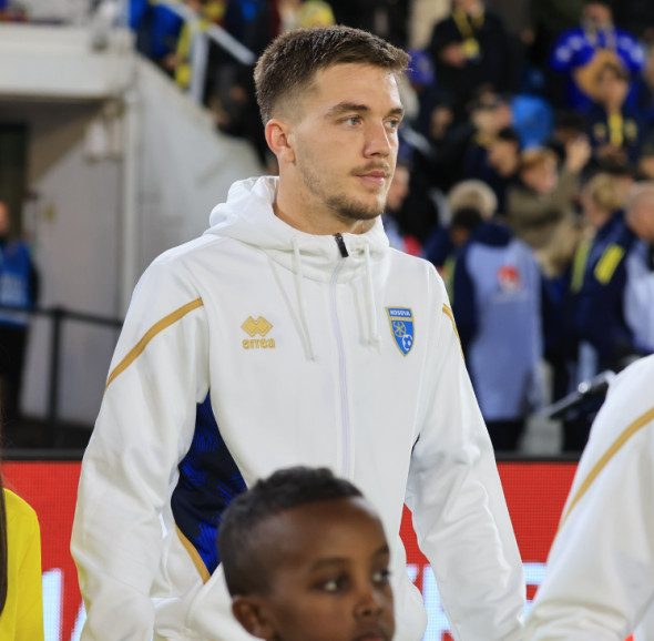 Poza pentru articolul Ce lovitură! După Emerllahu, au mai transferat un internațional kosovar: 2.000.000 €