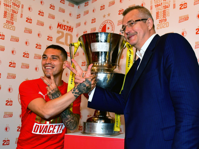 Poza pentru articolul Nicolae Stanciu a surprins! Cine a fost cel mai bun antrenor din cariera sa: "M-a făcut să înțeleg fotbalul"