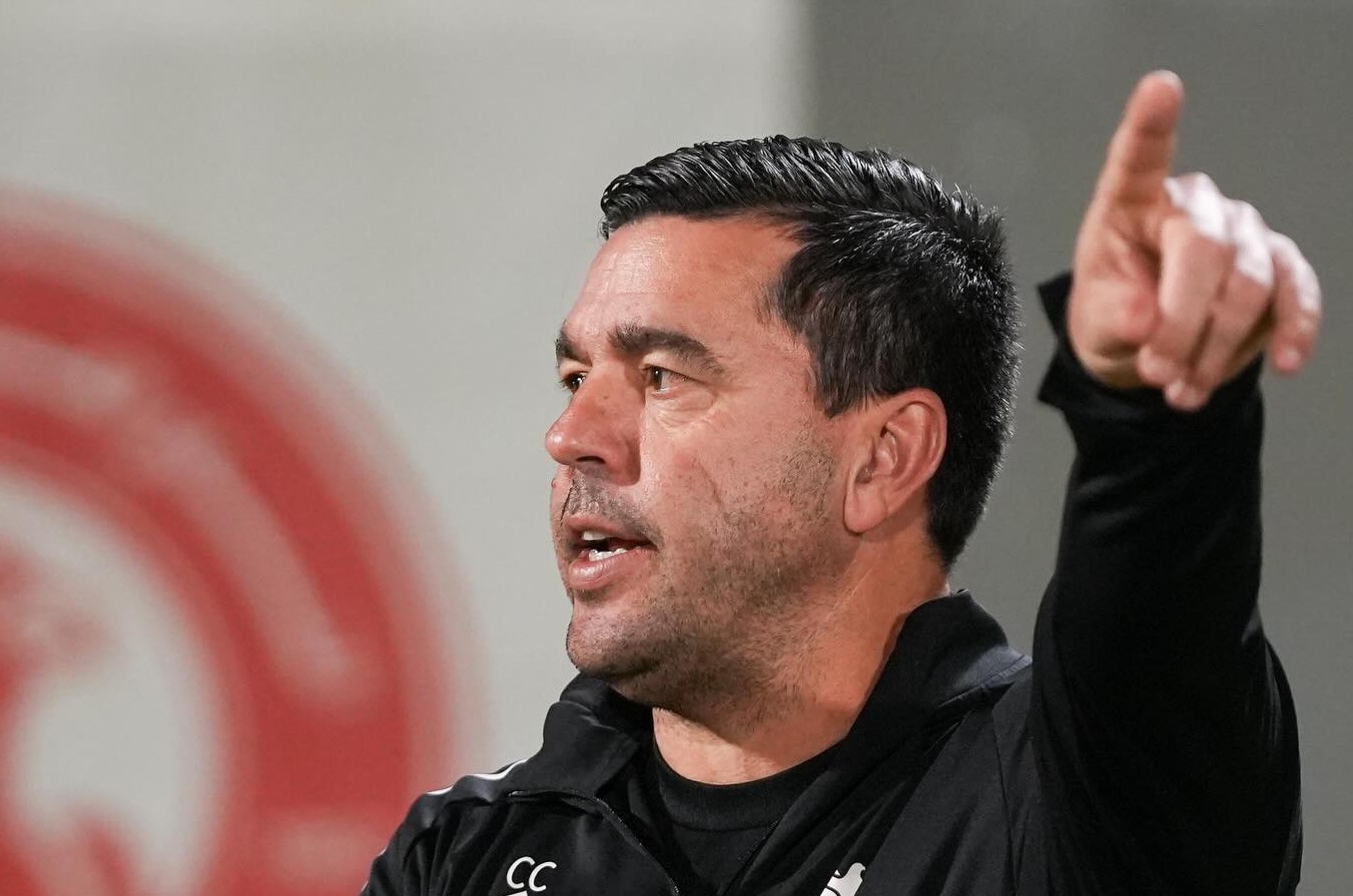 Cosmin Contra, cel mai bun antrenor din Qatar!