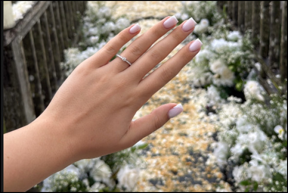 Poza pentru articolul Urmează încă o nuntă în fotbalul românesc: i-a zis ”DA” fotbalistului de la FCSB