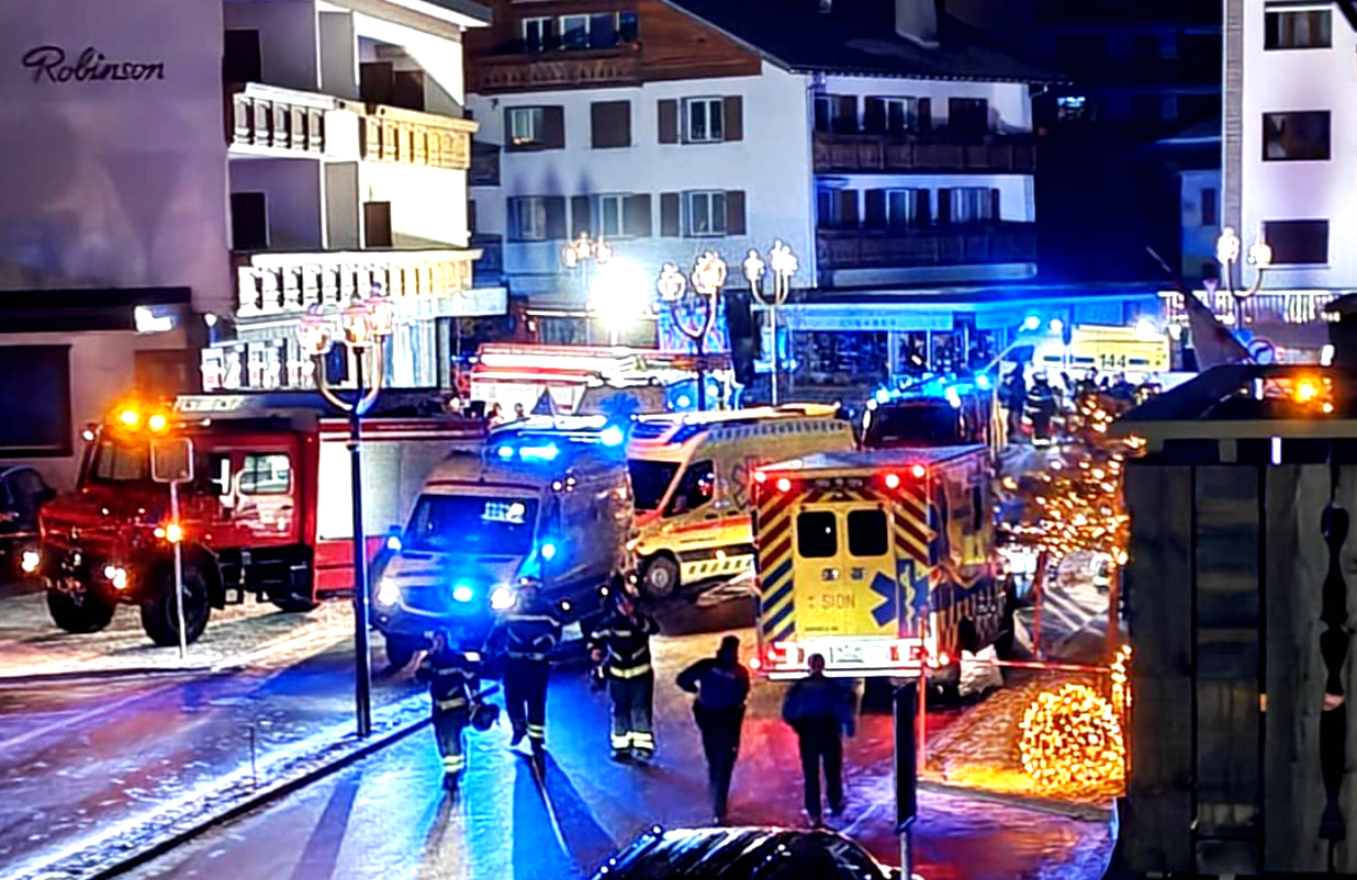 Imagine Stire Controversă uriașă! Cine sunt patronii barului unde au murit cel puțin 40 de oameni și de ce sunt acuzați | 2review.ro