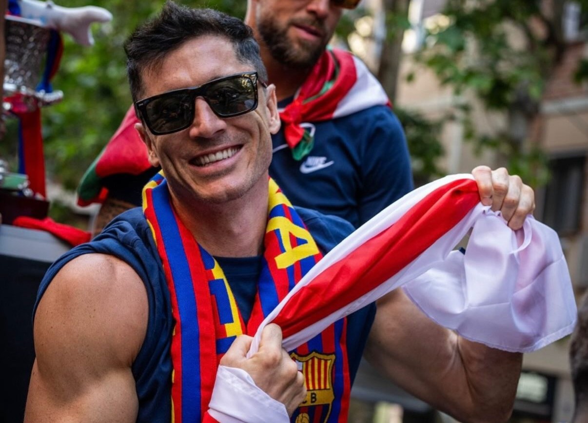 Imagine Stire Urmează decizia finală cu Robert Lewandowski la Barcelona! Returul cu Atletico e decisiv | 2review.ro