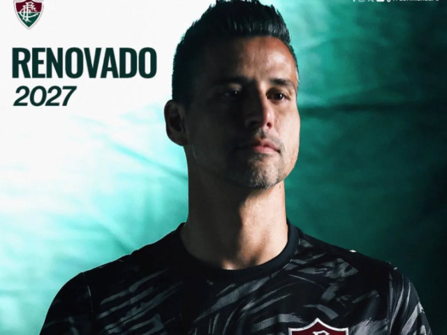 La 45 de ani, jucătorul cu cele mai multe meciuri oficiale din istoria fotbalului a semnat!