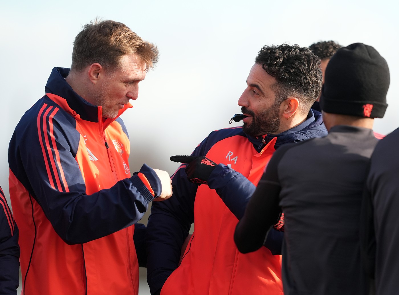 6 nume pe lista lui Manchester United, după ce Ruben Amorim a fost dat afară. Interimarul a fost anunțat