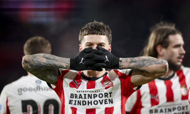 EINDHOVEN - (L-R) Dennis Man of PSV Eindhoven celebrates scoring the 5-1 goal during the Dutch Eredivisie match between PSV Eindhoven and Excelsior at the Phillips Stadium on January 10, 2026, in Eindhoven, Netherlands. BART STOUTJESDIJK / ANP