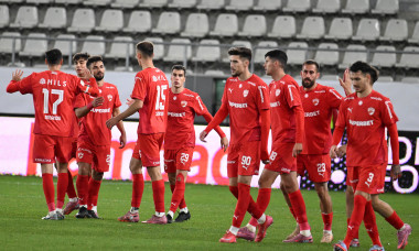 FOTBAL:CS DINAMO BUCURESTI-FC DINAMO BUCURESTI, CUPA ROMANIEI BETANO (28.10.2025)