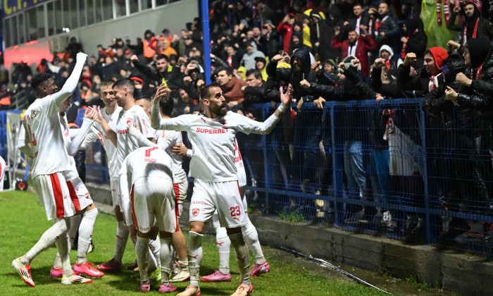 FOTBAL:UNIREA SLOBOZIA-DINAMO BUCURESTI, SUPERLIGA SUPERBET (3.10.2025)