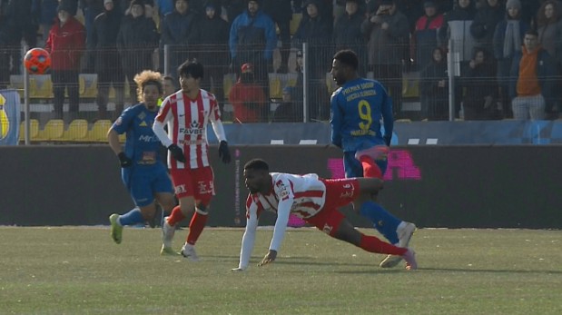 Imagine Stire Unirea Slobozia - UTA 0-1, ACUM, Digi Sport 1. GOOOOL! Oaspeții au deschis scorul | 2review.ro