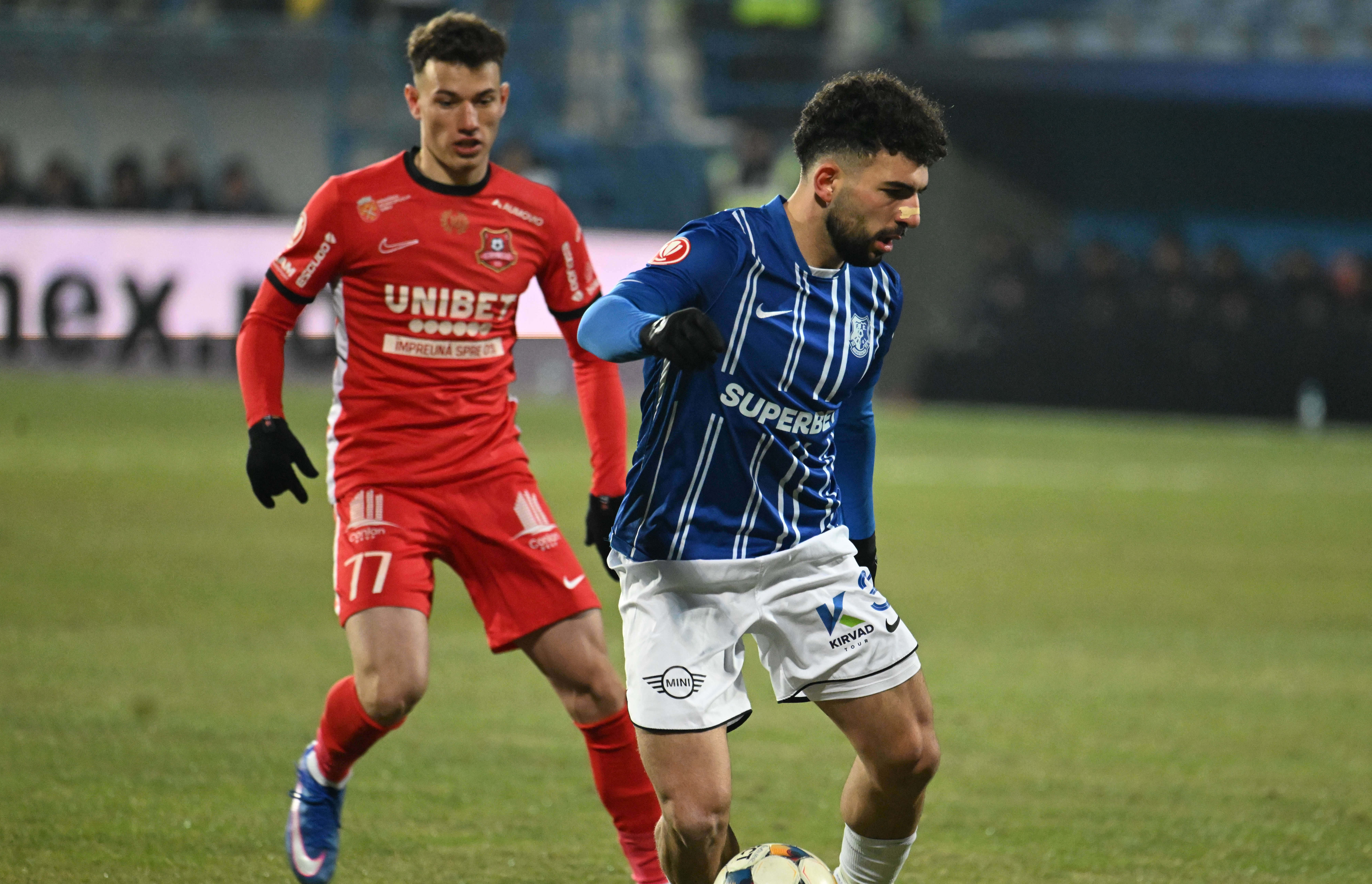 Imagine Stire FC Hermannstadt - Farul, LIVE VIDEO, 19:00, Digi Sport 1. Dorinel Munteanu vs. Ianis Zicu | 2review.ro