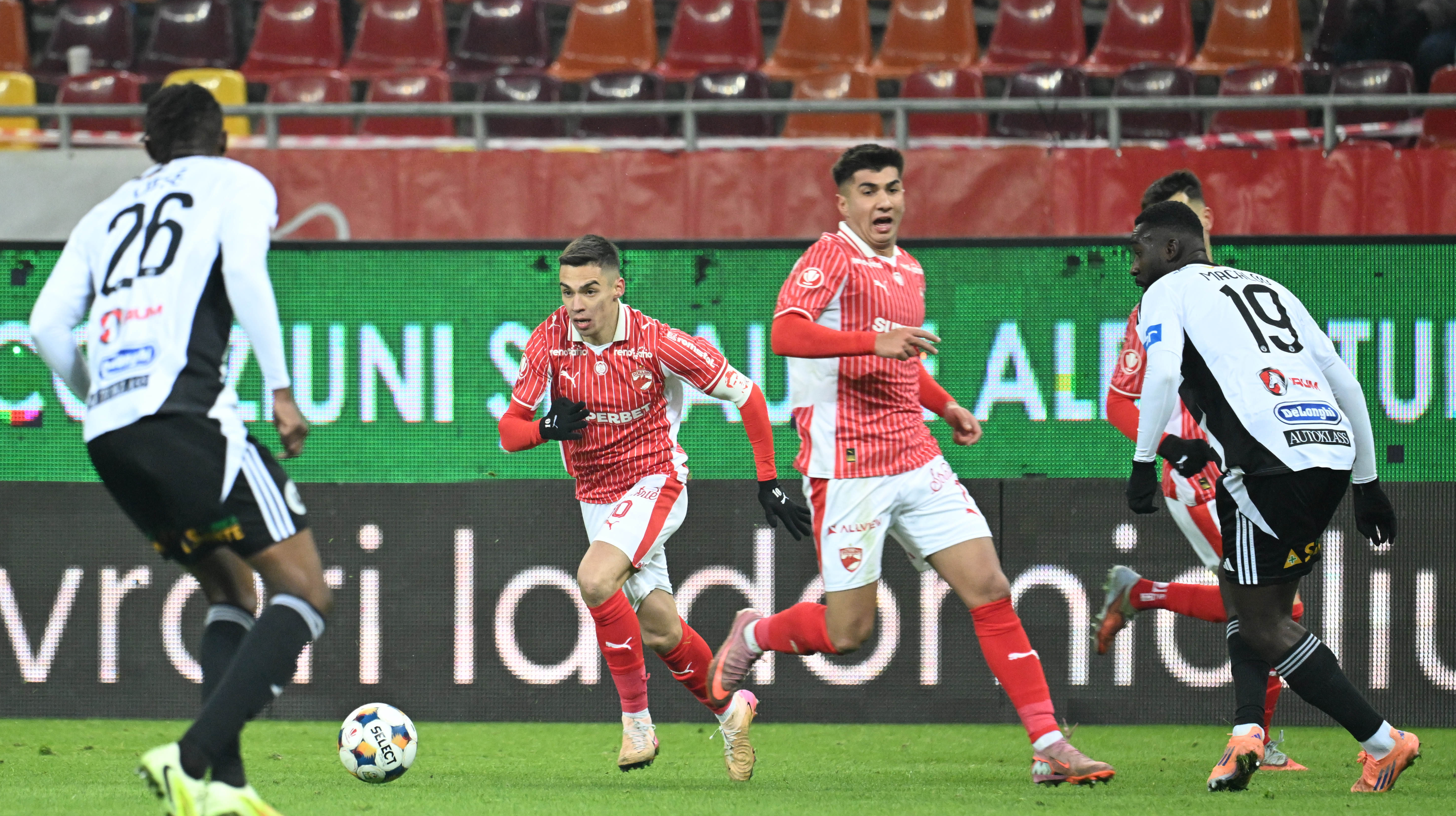 Imagine Stire Ionuț Lupescu, semnal de alarmă către fotbalistul de 1.300.000€ de la Dinamo: ”Nu și-a arătat valoarea” | 2review.ro