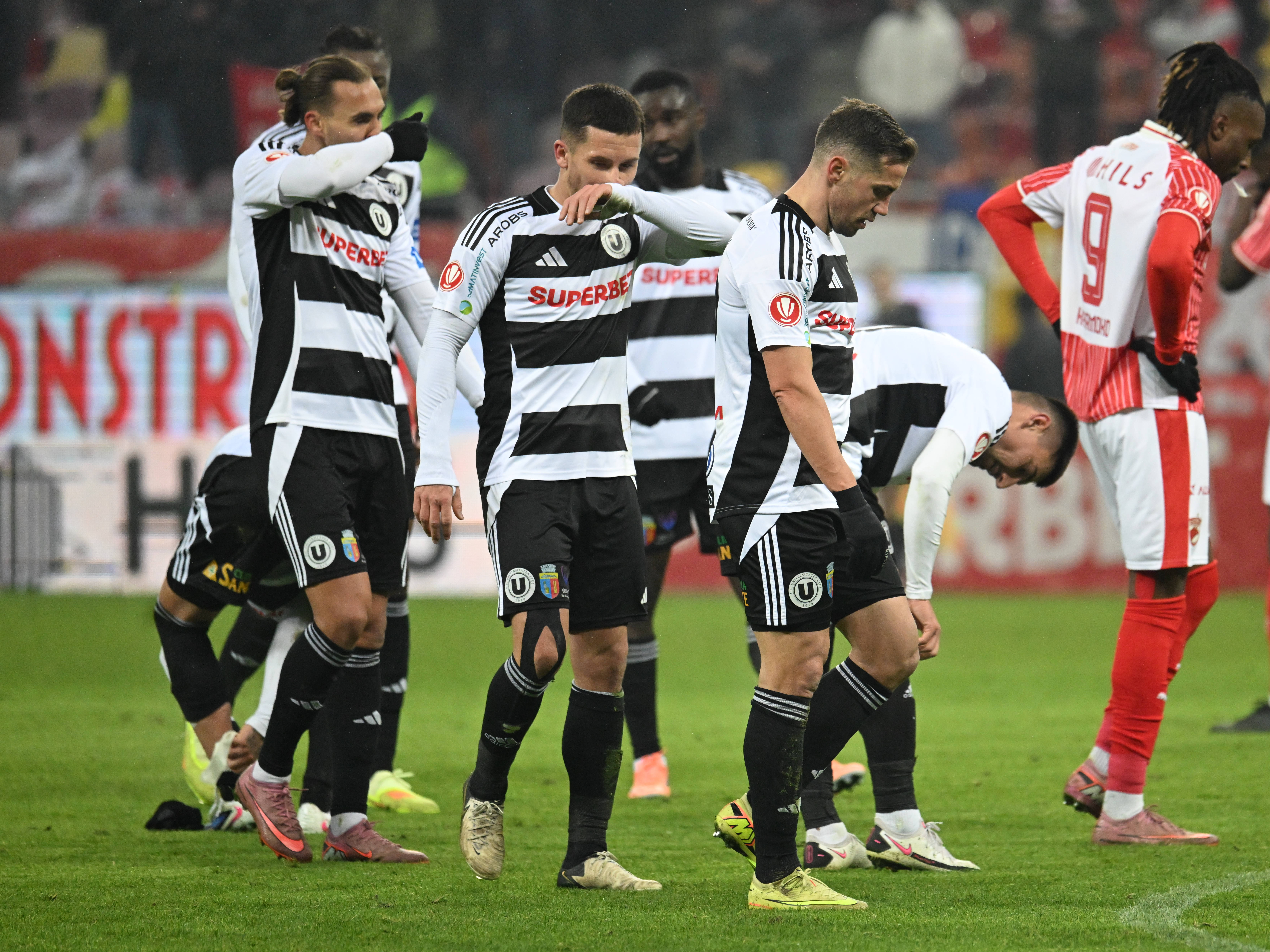 Imagine Stire S-a decis! Cine arbitrează meciul Dinamo - U Cluj | 2review.ro