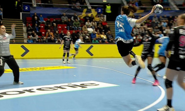 CSM București - Krim Ljubljana ACUM, DGS 2. Avantaj la pauză pentru ”Tigroaice” | Esbjerg - Gloria Bistrița, 17:00, DGS 2, EHF Champions League