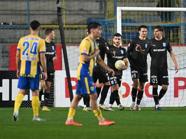 Petrolul - Universitatea Craiova 0-4. Oltenii pe primul loc