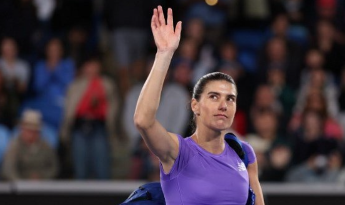 Imagine Stire Sorana Cîrstea s-a retras din proba de dublu a turneului WTA de la Madrid! | 2review.ro