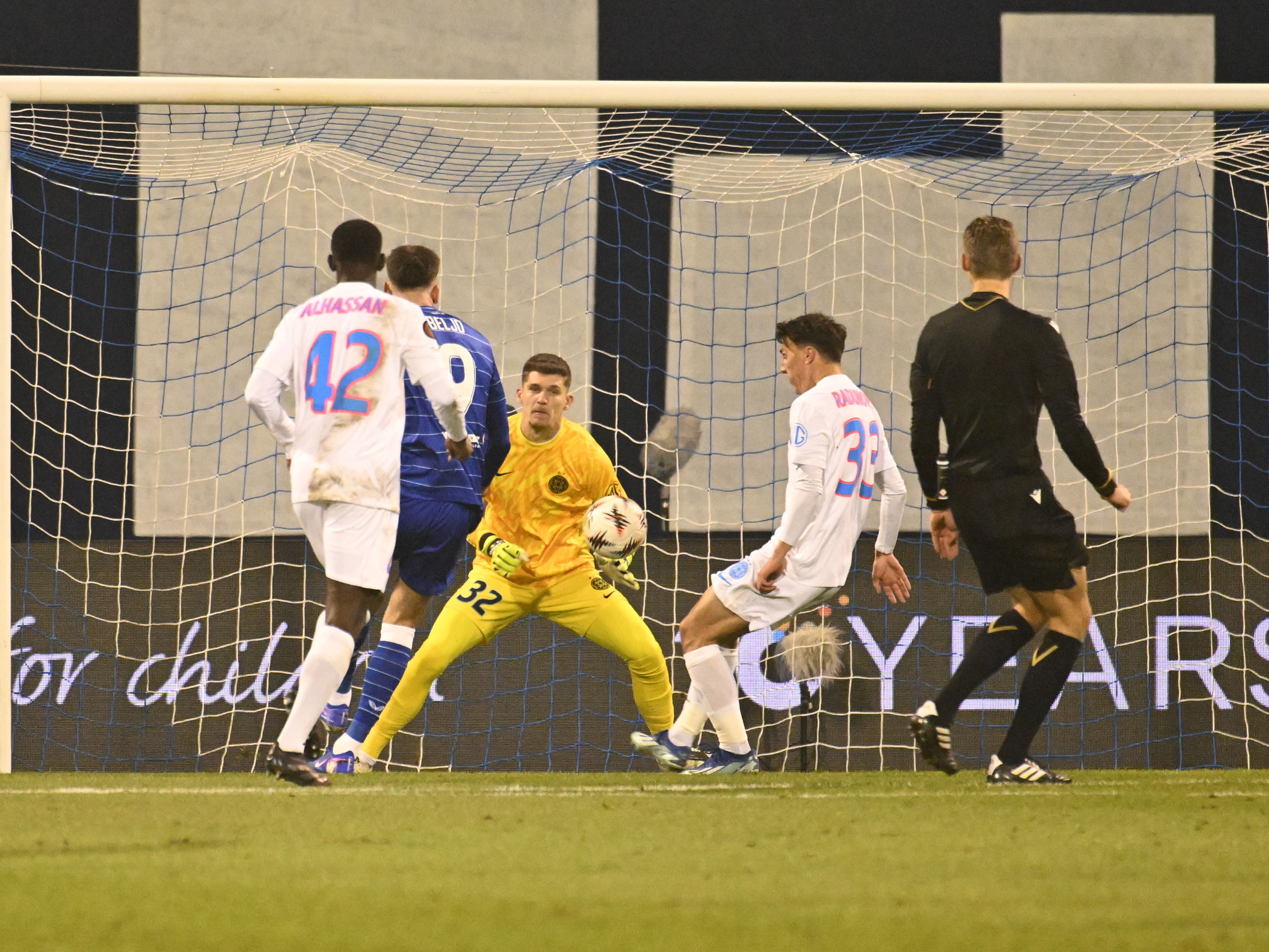 Imagine Stire Reacție-fulger a lui Ștefan Târnovanu, după Dinamo Zagreb - FCSB: ”Slab, slab, slab” | 2review.ro