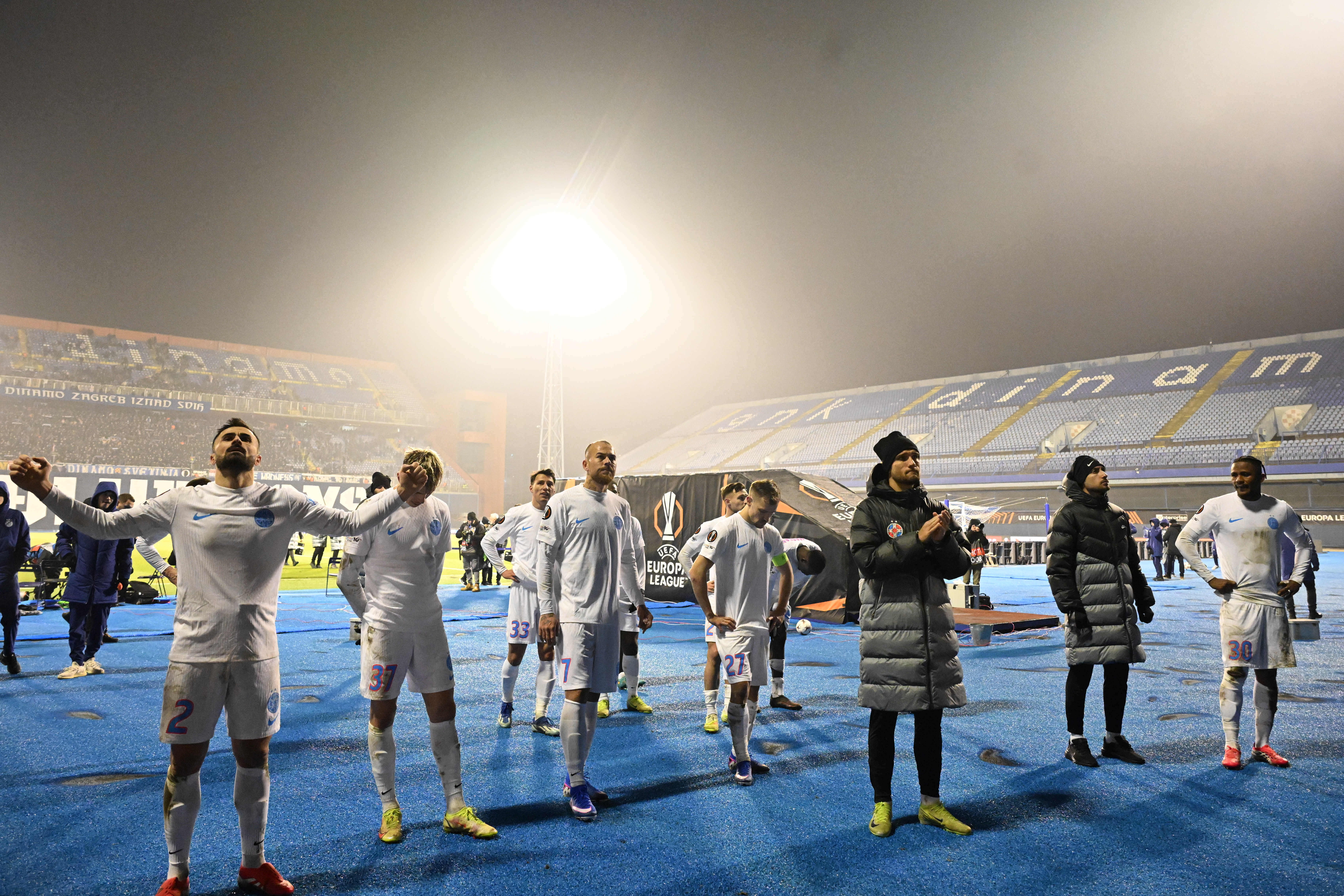Imagine Stire Ngezana, cel mai slab de pe teren! Notele primite de jucătorii FCSB-ului, după umilința de la Zagreb | 2review.ro