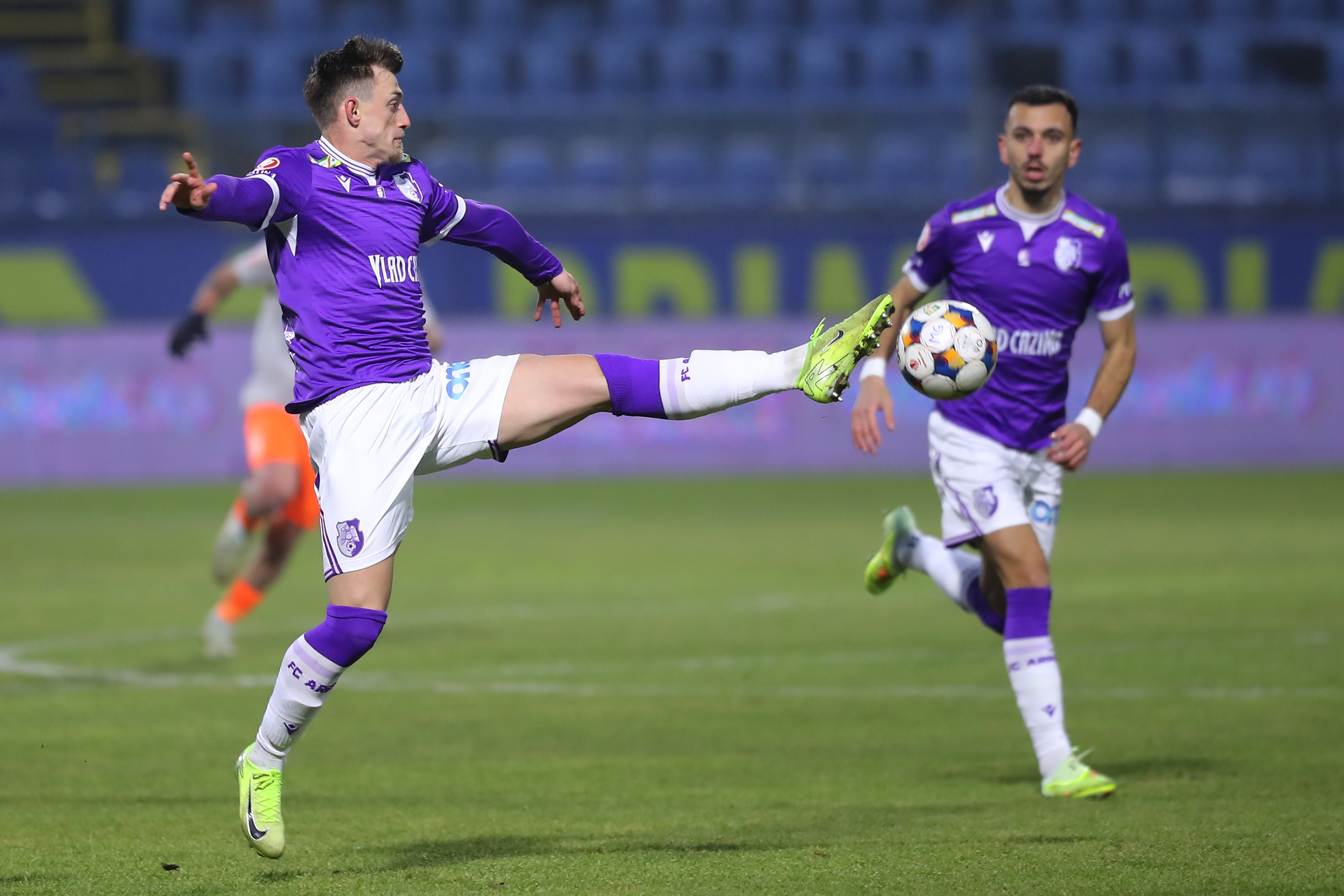 Imagine Stire Metaloglobus - FC Argeș 0-2. Piteștenii au urcat pe locul 4 în SuperLigă! | 2review.ro