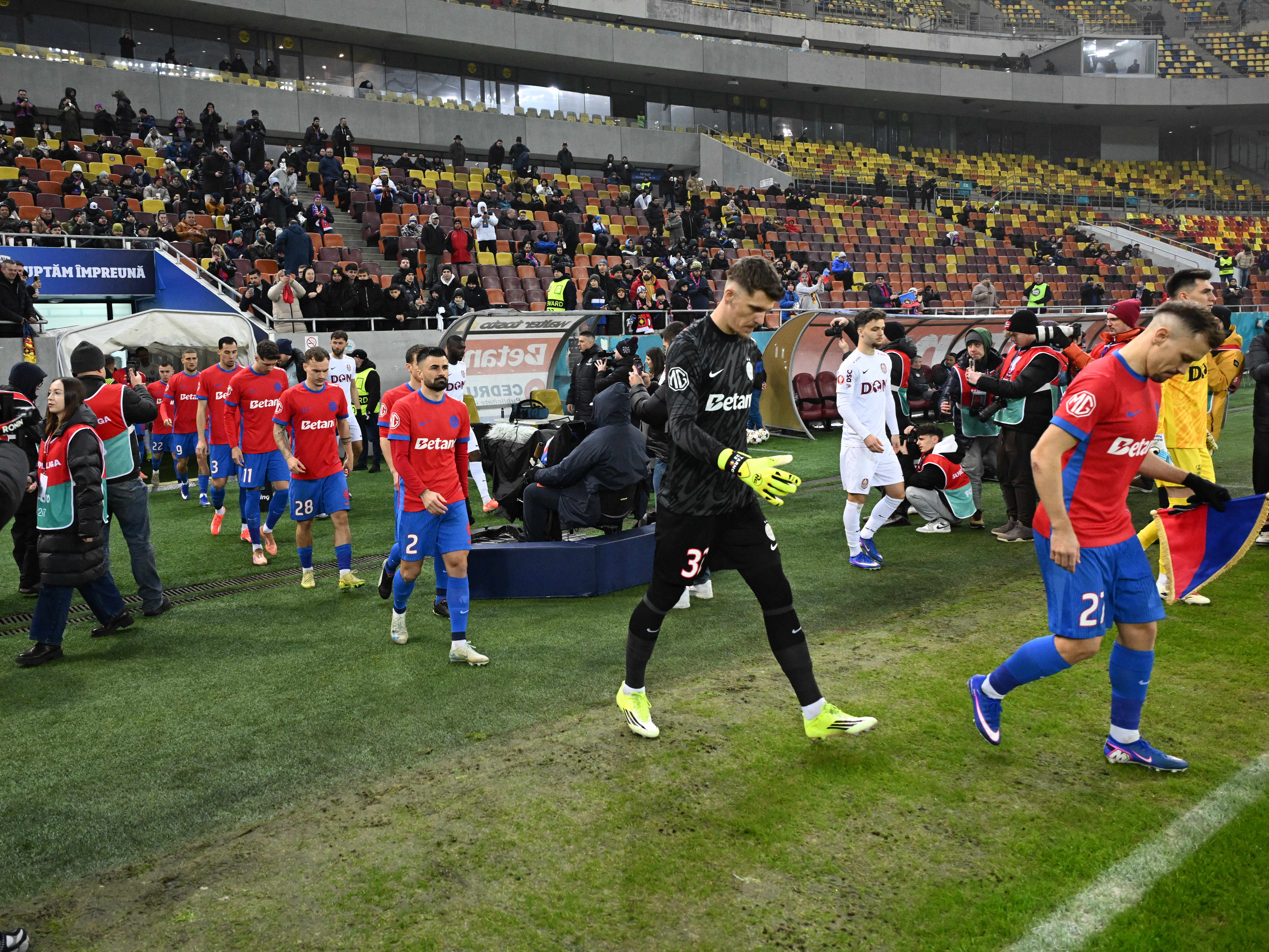 Imagine Stire S-a terminat: OUT, după umilința FCSB-ului cu CFR! Gigi Becali: ”E prima măsură pe care o iau” | 2review.ro