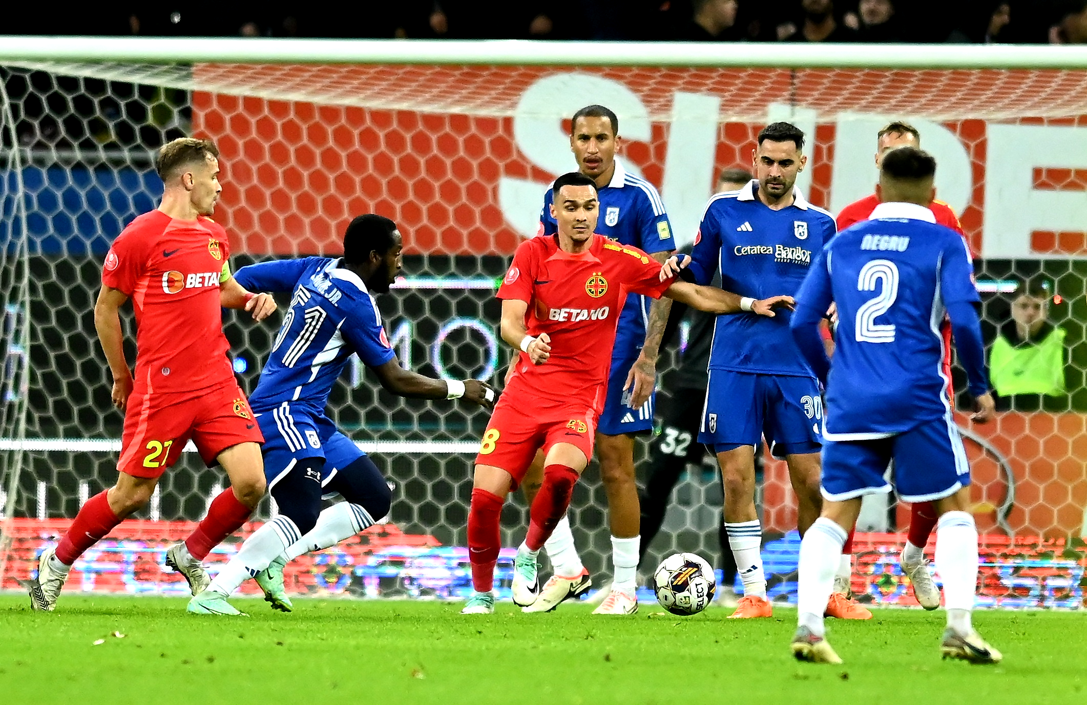 Imagine Stire De patru ori la rând! Jucătorul lăsat de FCSB în Gara de Nord a semnat cu noua echipă | 2review.ro